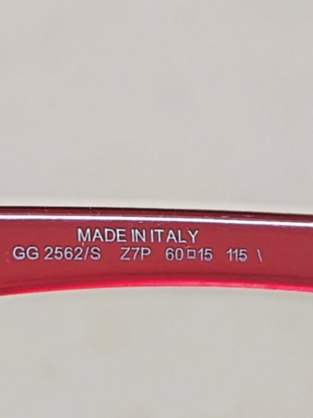 Gucci GG 2562/S Red Shield Sunglasses Italy Vintage Y2K Horsebit 60 15 115 - Picture 3 of 16